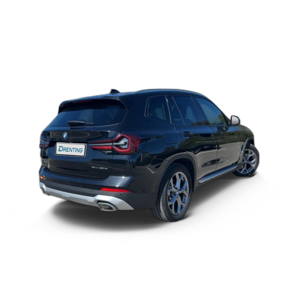 Renting BMW X3 xDrive30e xLine 215 kW (292 CV) 5 1