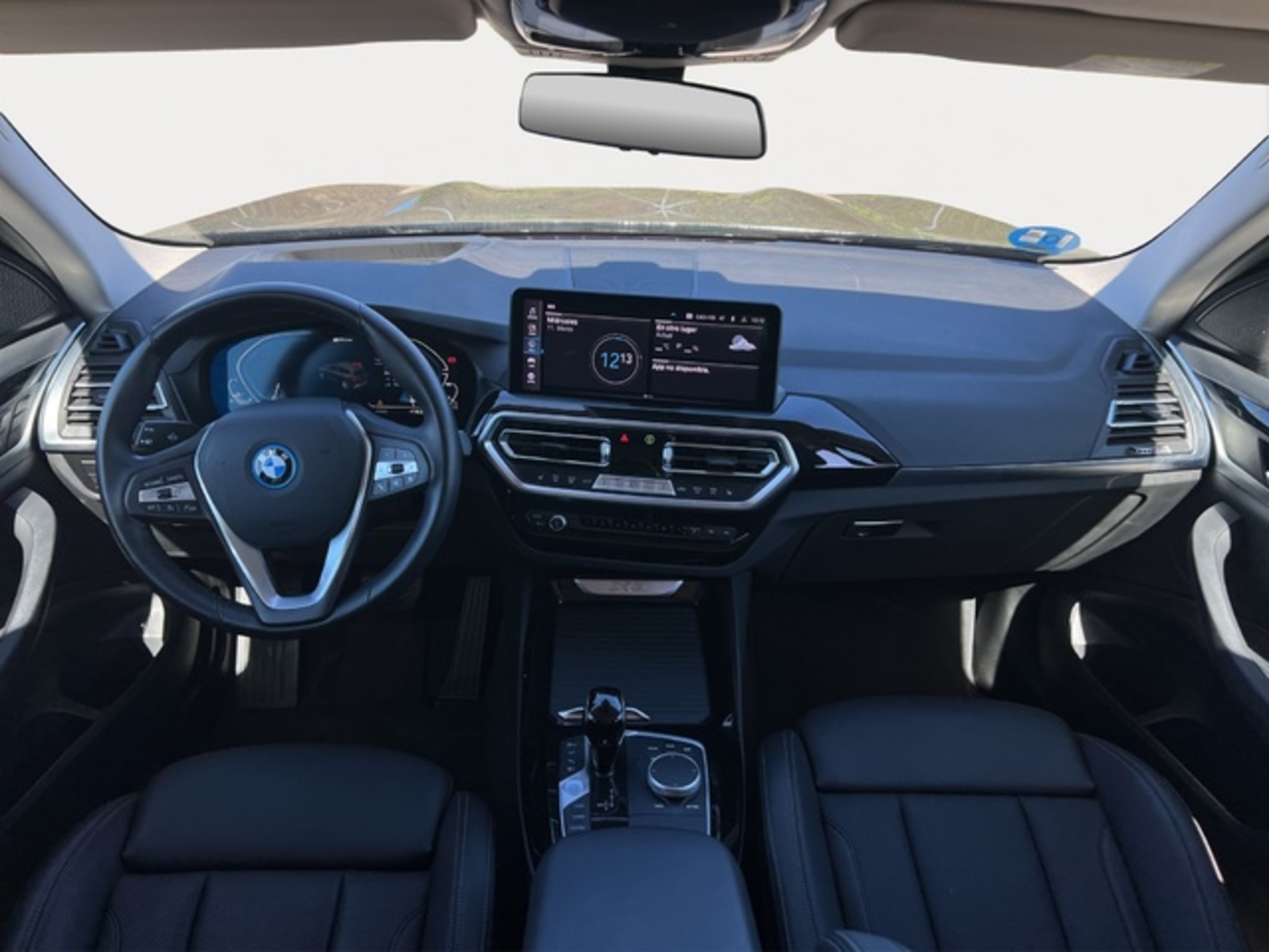 Renting BMW X3 xDrive30e xLine 215 kW (292 CV) 5 1
