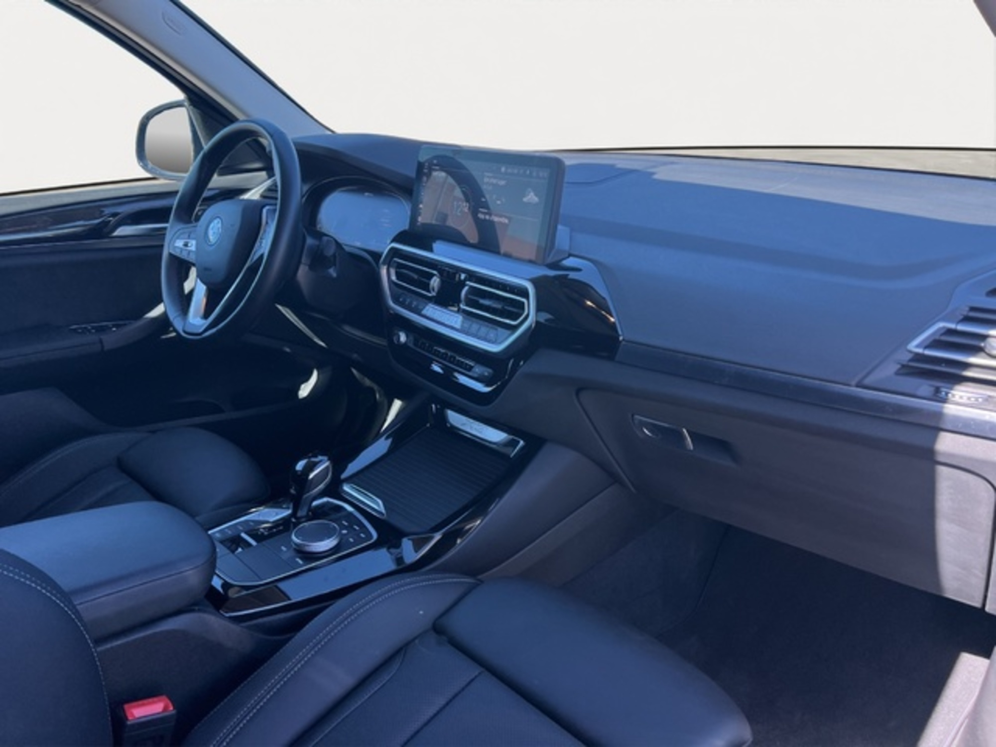 Renting BMW X3 xDrive30e xLine 215 kW (292 CV) 5 1