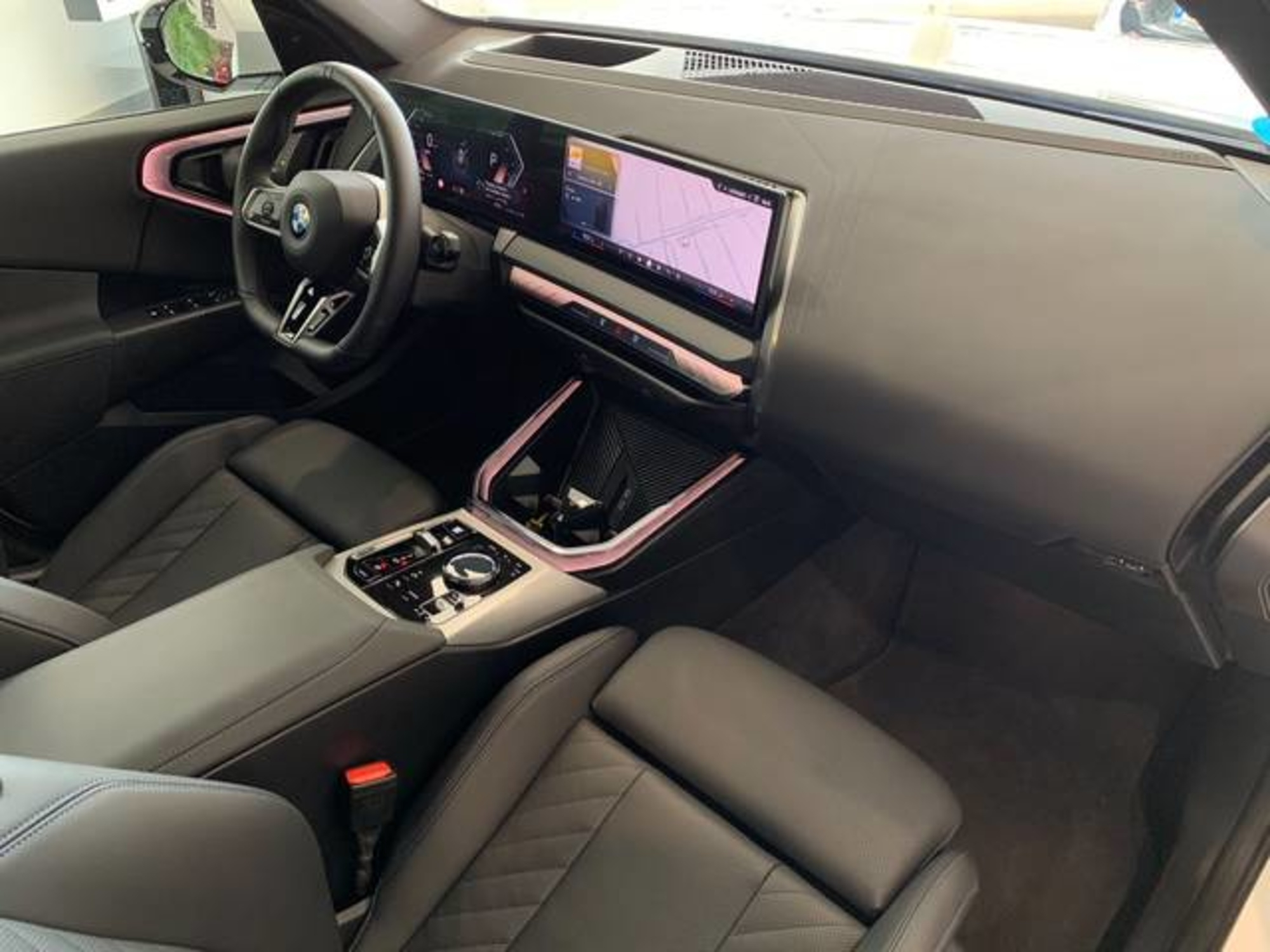 Renting BMW X3 xDrive40d 223 kW (303 CV) 5