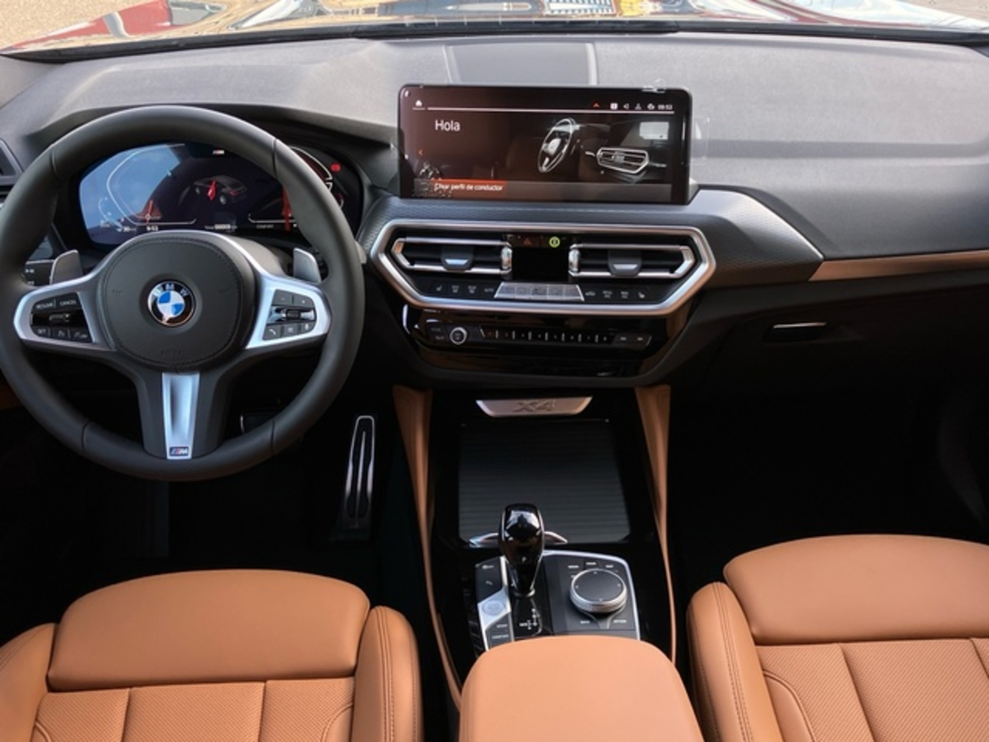 Renting BMW X4 xDrive20d xLine 140 kW (190 CV) 8