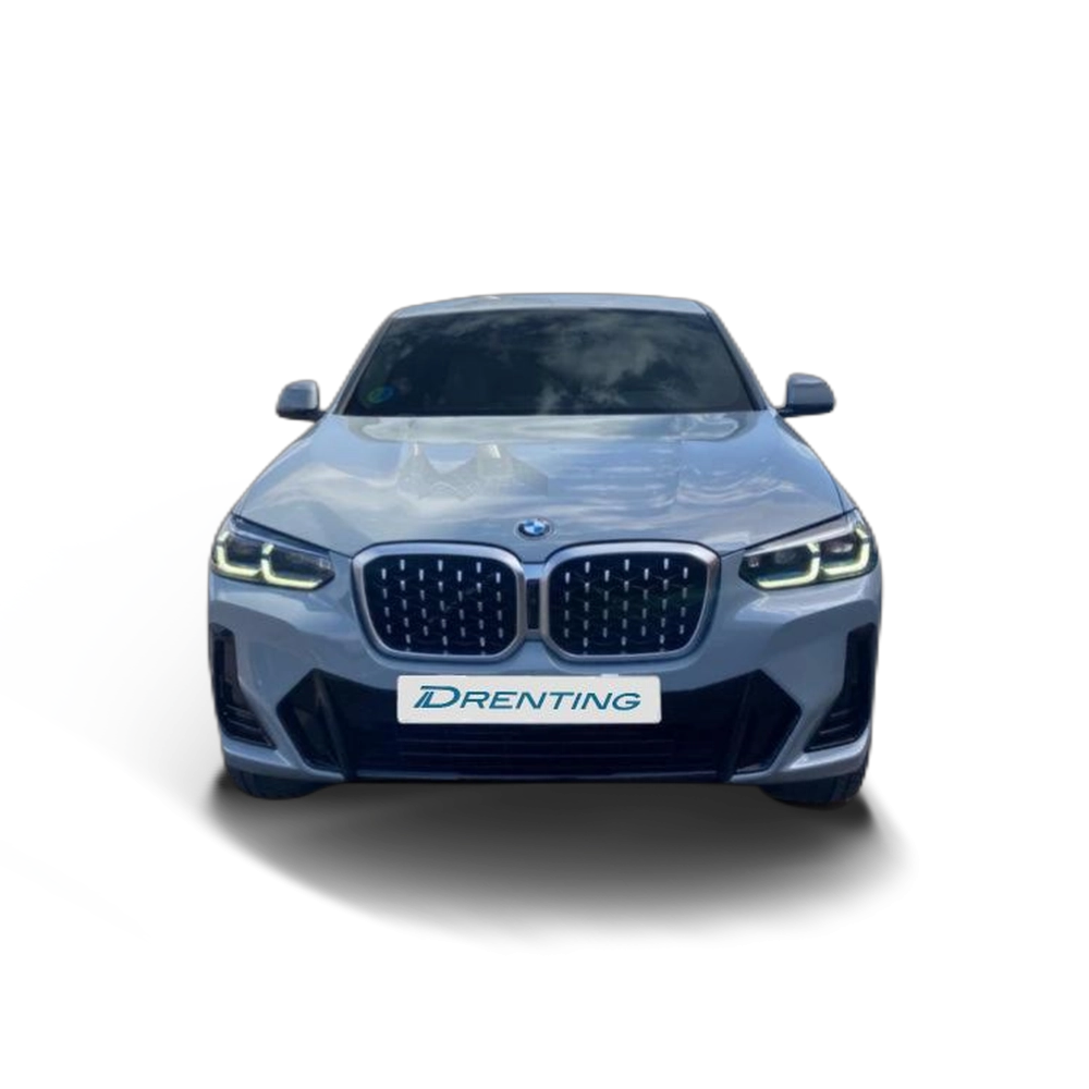 Renting BMW X4 xDrive20i xLine 135 kW (184 CV)