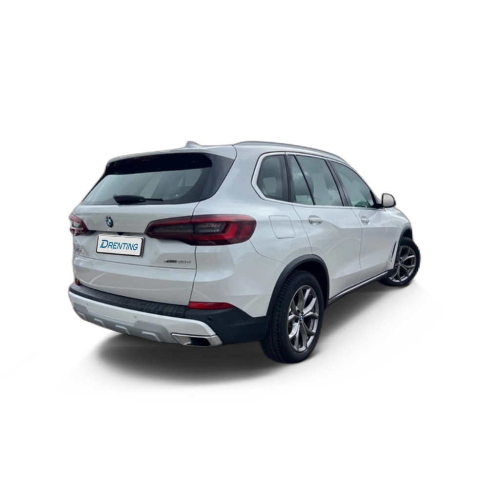 Renting BMW X5 xDrive30d 210 kW (286 CV) 1