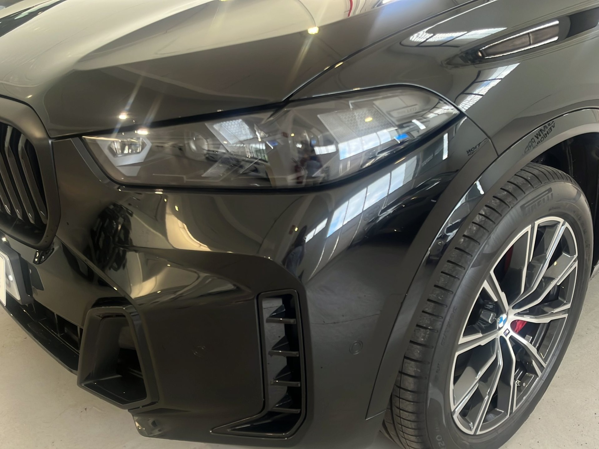 Renting BMW X5 xDrive30d xLine 219 kW (298 CV) 9