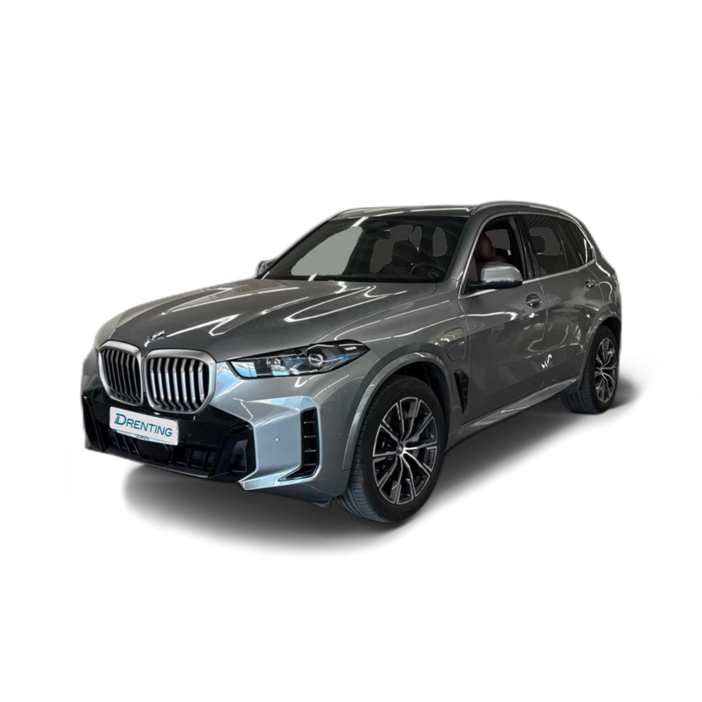 Renting BMW X5 xDrive50e xLine 360 kW (489 CV)