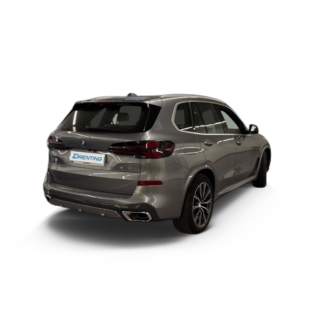 Renting BMW X5 xDrive50e xLine 360 kW (489 CV)