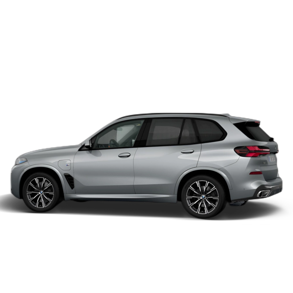 Renting BMW X5 xDrive50e xLine 360 kW (489 CV) 3