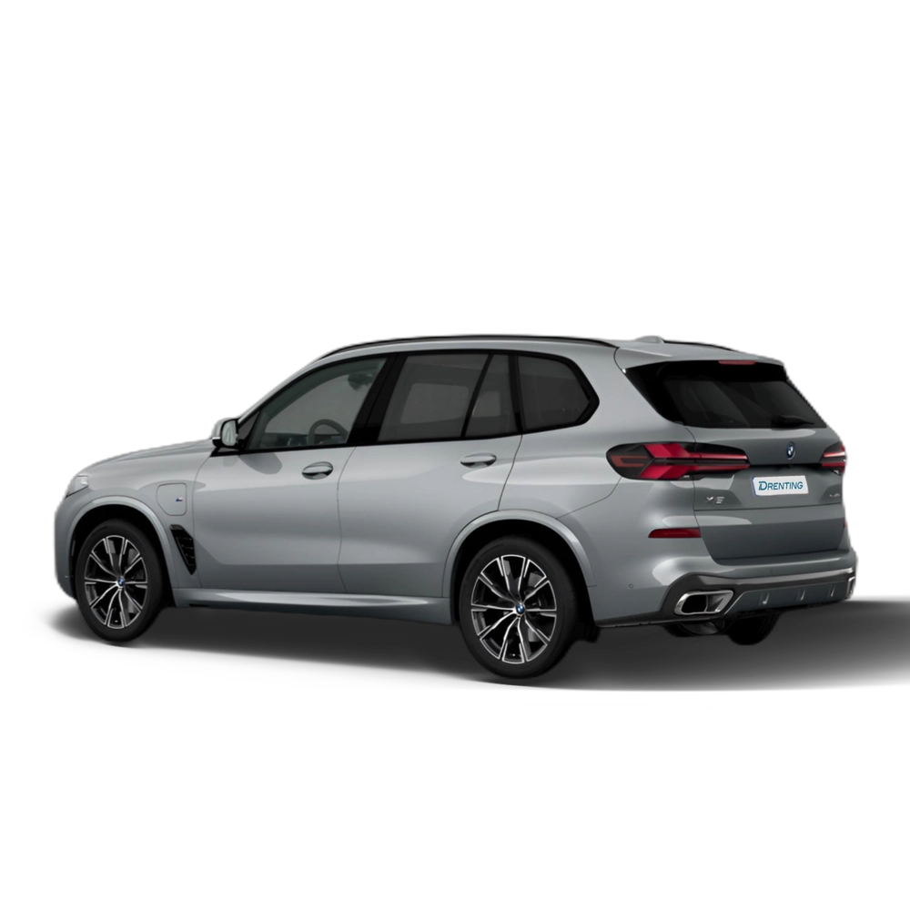 Renting BMW X5 xDrive50e xLine 360 kW (489 CV) 3