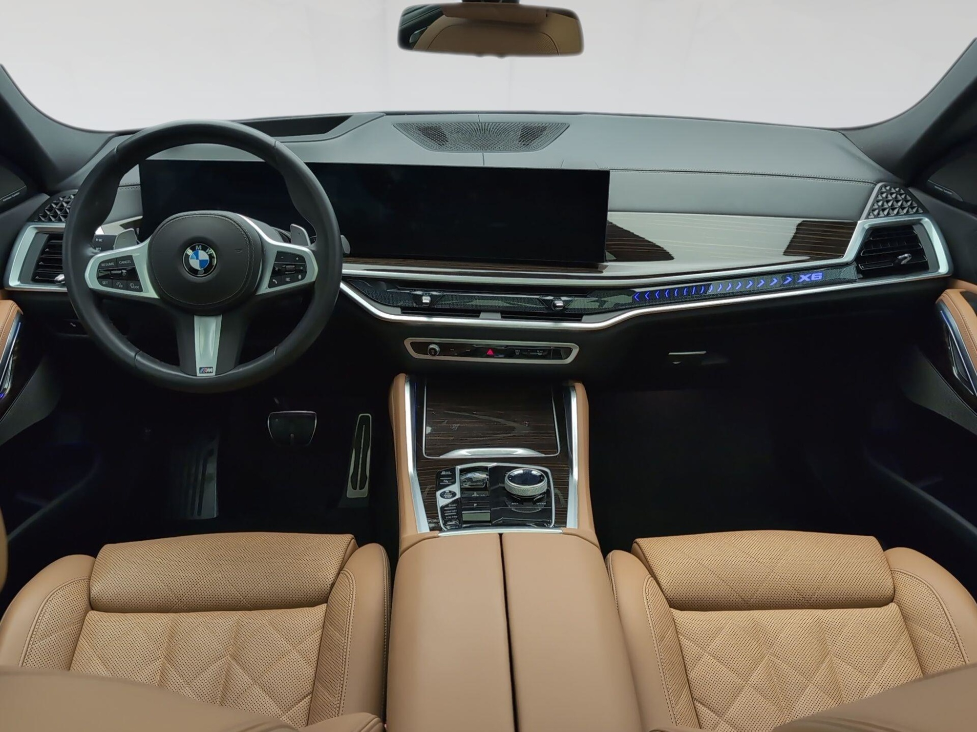 Renting BMW X6 xDrive40d M Sport 259 kW (352 CV)