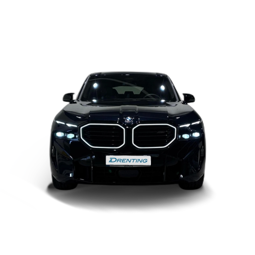 Renting BMW XM 50e 350 kW (476 CV) 7