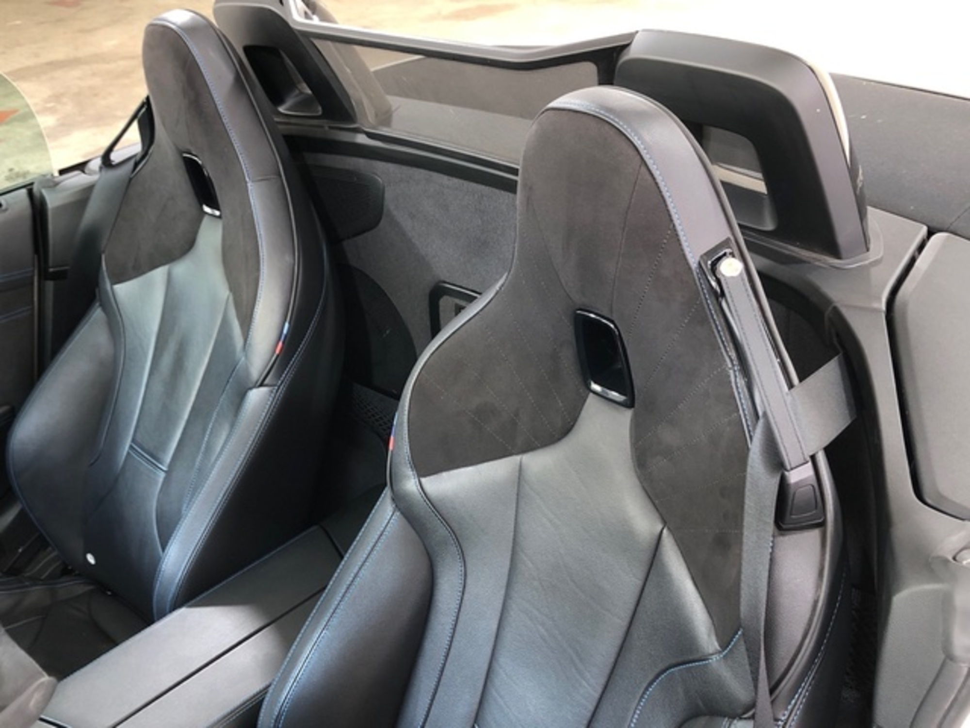 Renting BMW Z4 sDrive30i Cabrio 190 kW (258 CV)