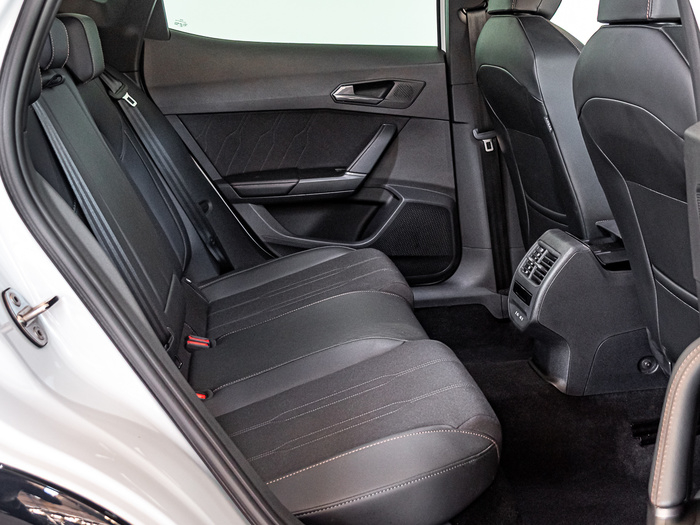 Renting CUPRA Formentor 1.5 eTSI DSG 110 kW (150 CV) Ocasión 3