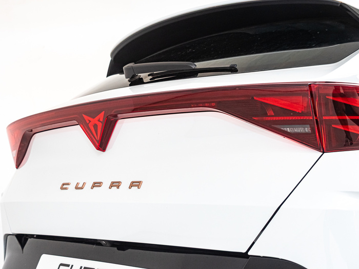 Renting CUPRA Formentor 1.5 eTSI DSG 110 kW (150 CV) Ocasión 3