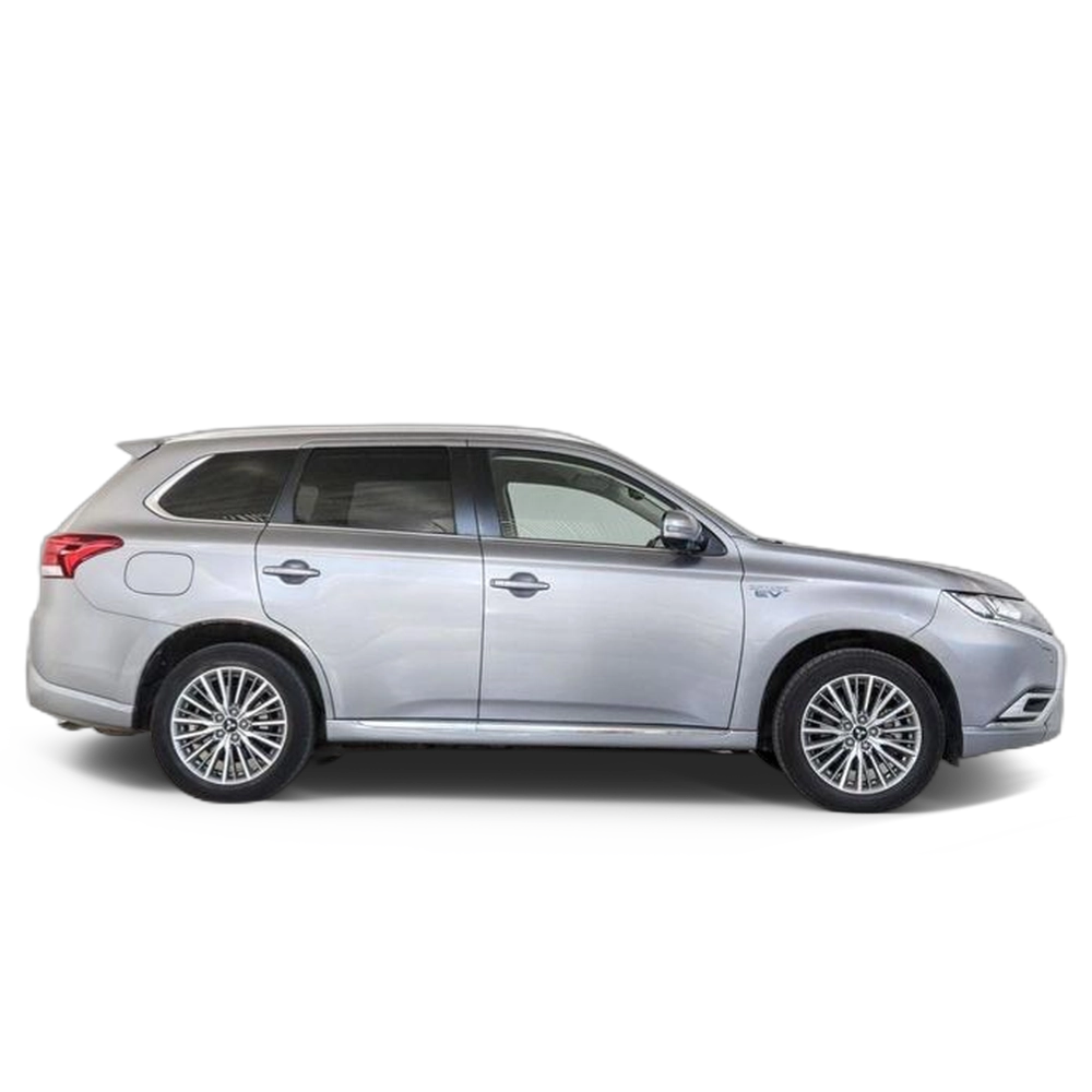 Renting Mitsubishi Outlander 2.4 PHEV Kaiteki 4WD Auto 165 kW (224 CV) Ocasión