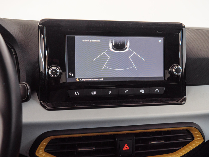 Renting SEAT Arona 1.0 TSI Style XM 85 kW (115 CV) Ocasión 4 2