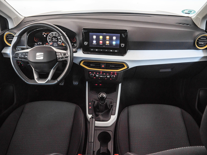 Renting SEAT Arona 1.0 TSI Style XM 85 kW (115 CV) Ocasión 4 4