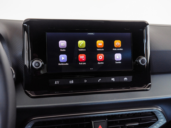 Renting SEAT Arona 1.0 TSI Xperience Special Edition 85 kW (115 CV) Ocasión