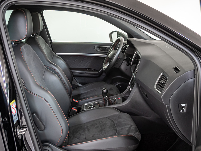 Renting SEAT Ateca 1.5 TSI S&S FR 110 kW (150 CV) Ocasión