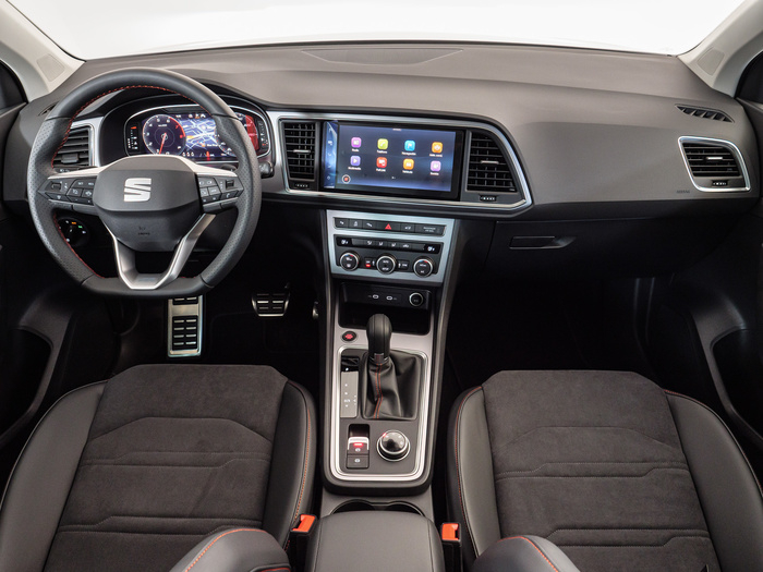 Renting SEAT Ateca 1.5 TSI S&S FR Special Edition DSG 110 kW (150 CV) Ocasión