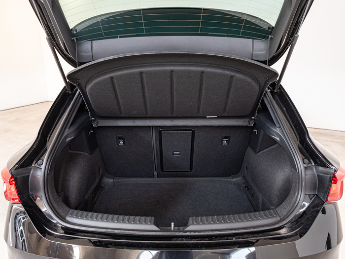 Renting SEAT León 1.5 eTSI S&S FR Special Edition DSG 110 kW (150 CV) Ocasión