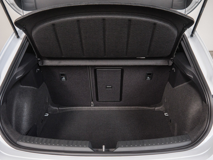 Renting SEAT León 2.0 TDI S&S FR XL DSG 110 kW (150 CV) Ocasión