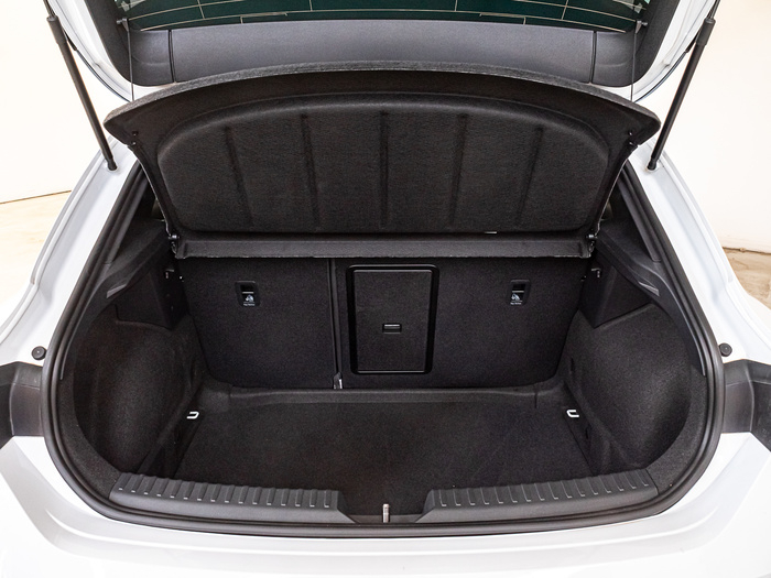 Renting SEAT León 2.0 TDI S&S FR XS 110 kW (150 CV) Ocasión