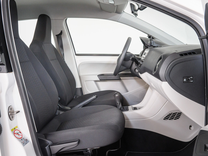Renting SEAT Mii 1.0 Style Edition Plus 55 kW (75 CV) Ocasión
