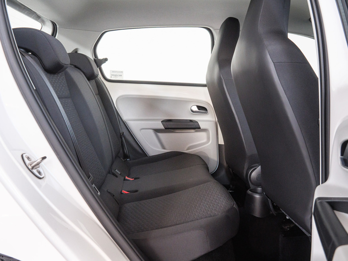 Renting SEAT Mii 1.0 Style Edition Plus 55 kW (75 CV) Ocasión