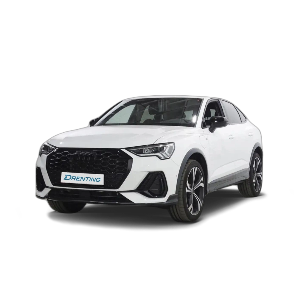 Renting Audi Q3 Sportback 45 TFSIe Black line S-tronic Blanco 1