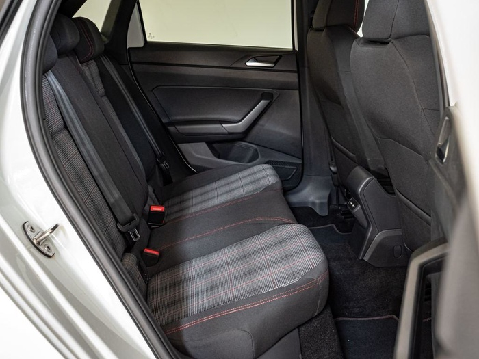 Renting Volkswagen Polo GTI 2.0 TSI 152 kW (207 CV) DSG Ocasión