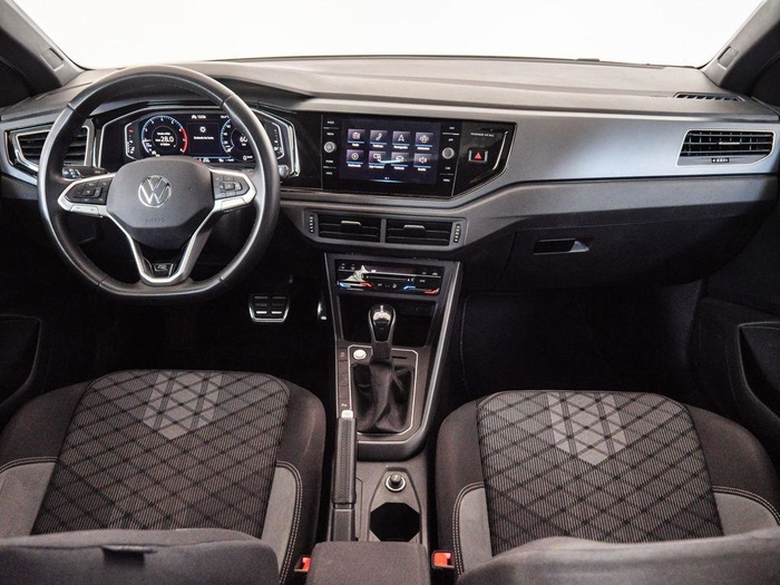 Renting Volkswagen Polo R-Line 1.0 TSI 81 kW (110 CV) DSG Ocasión