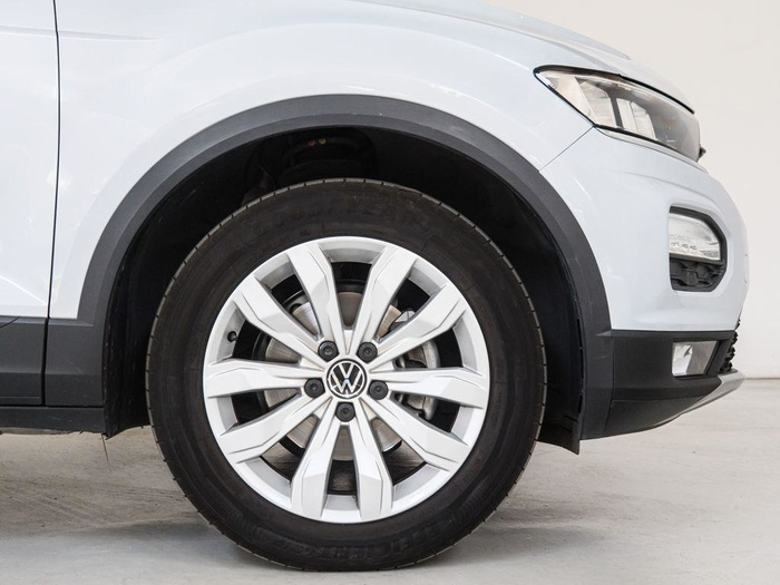 Renting Volkswagen T-Roc Advance Style 1.5 TSI 110 kW (150 CV) DSG Ocasión