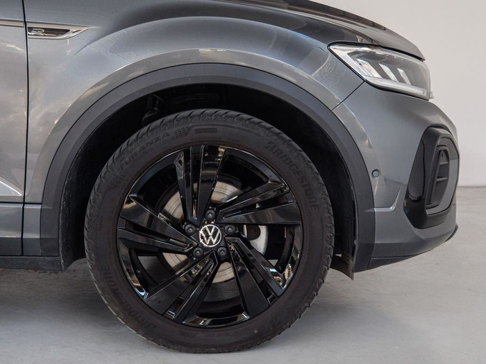 Renting Volkswagen T-Roc R-Line 1.0 TSI 85 kW (116 CV) Ocasión 1