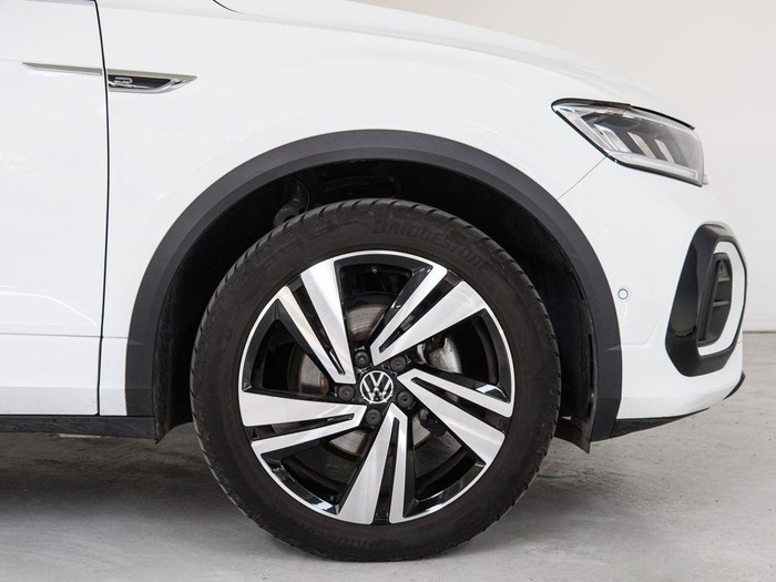 Renting Volkswagen T-Roc R-Line 1.0 TSI 85 kW (116 CV) Ocasión 4