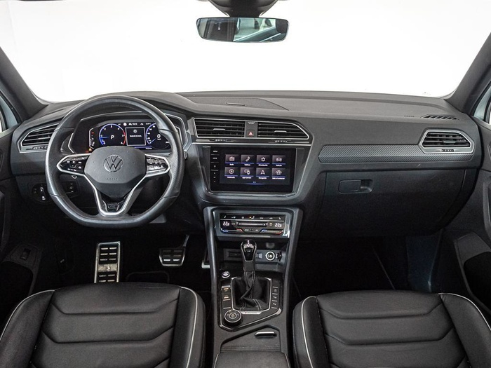 Renting Volkswagen Tiguan R-Line 2.0 TDI 4Motion 110 kW (150 CV) DSG Ocasión