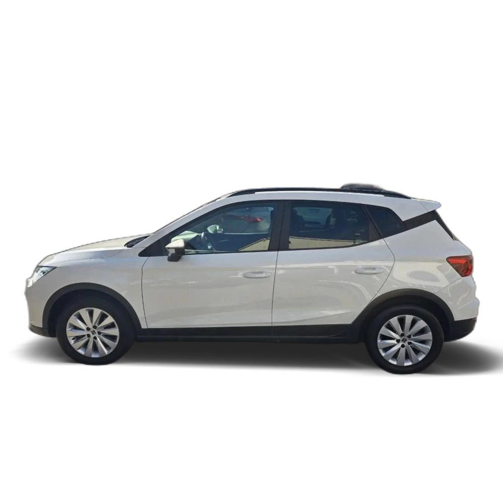 Renting SEAT Arona 1.0 TSI Ecomotive S&amp;S Style 110 Blanco 5