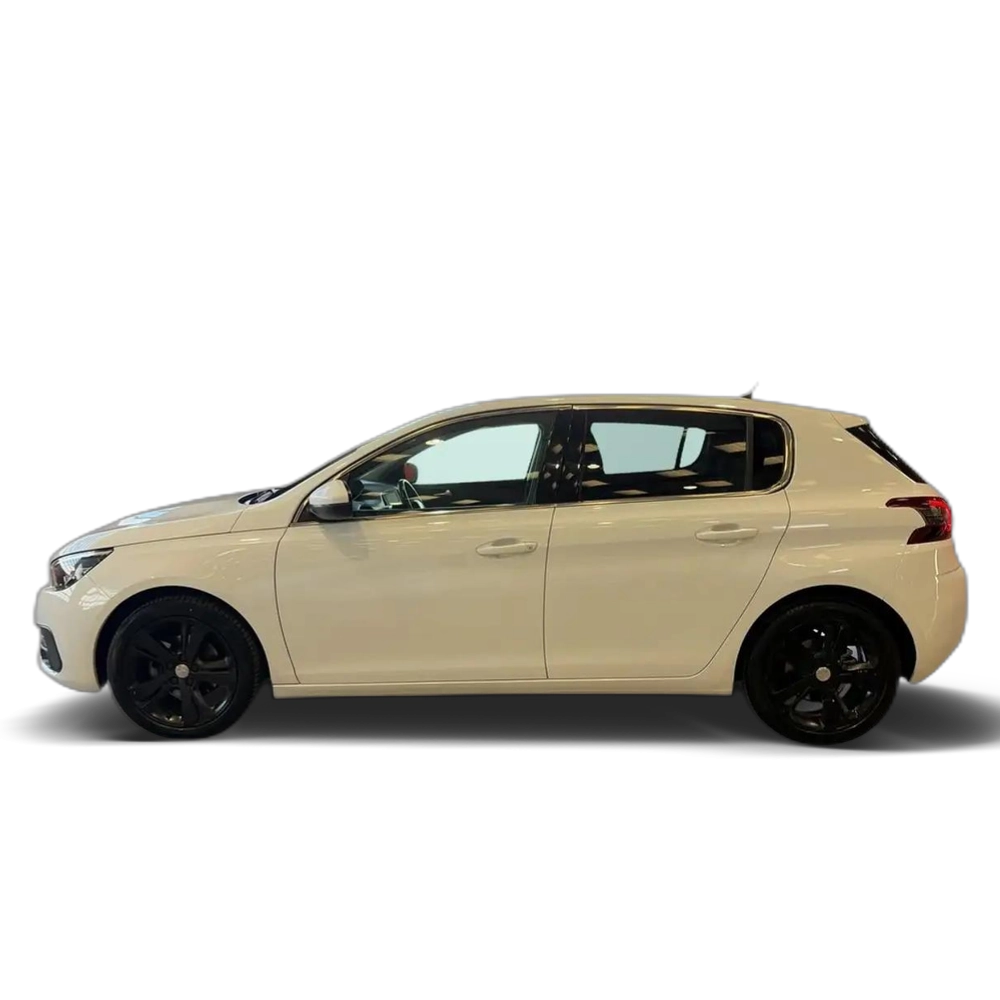 Renting Peugeot 308 1.2 PureTech S&amp;S Allure 130 Blanco