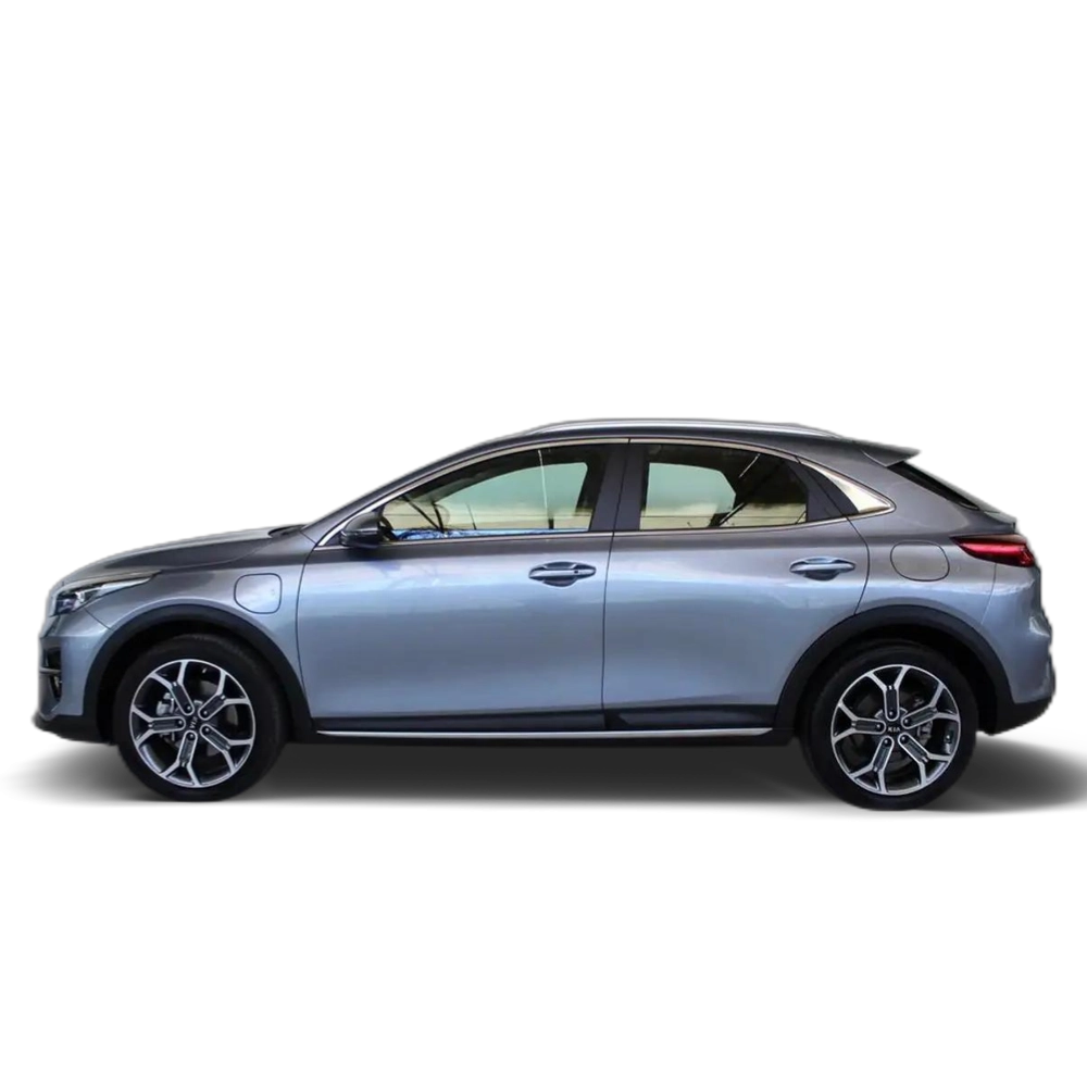 Renting Kia XCeed 1.6 GDI PHEV ETECH 5P Plateado 1