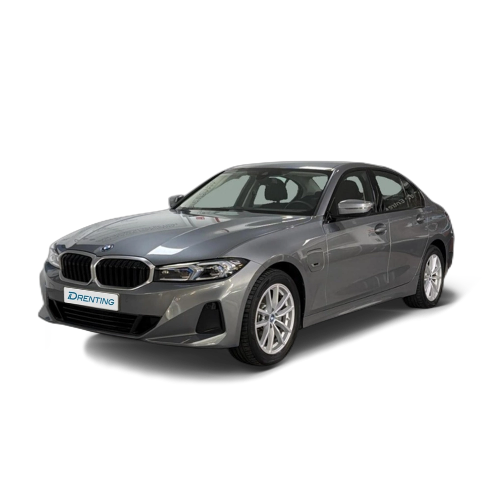 Renting BMW Serie 3 320e 150 kW (204 CV) 2