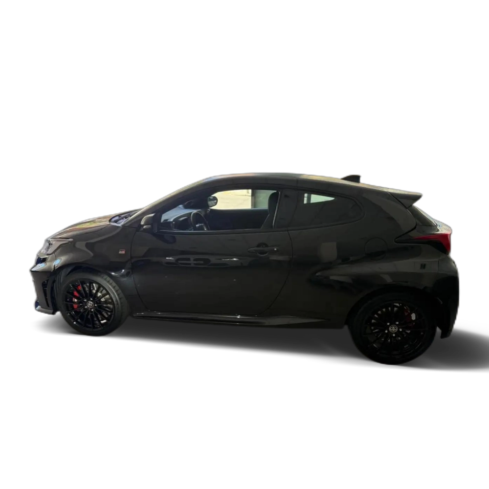 Renting Toyota Yaris GR RZ + Touring Pack Aut. Negro