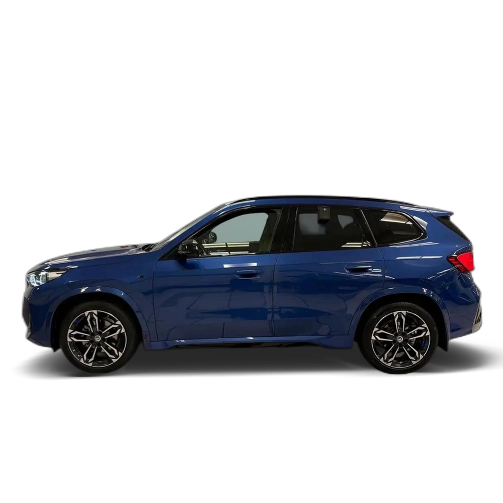 Renting BMW X1 sDrive 18dA Azul 2