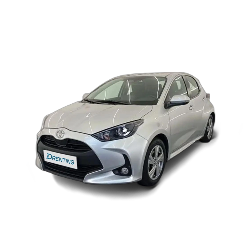 Renting Toyota Yaris 120H 1.5 Active Plus Plateado