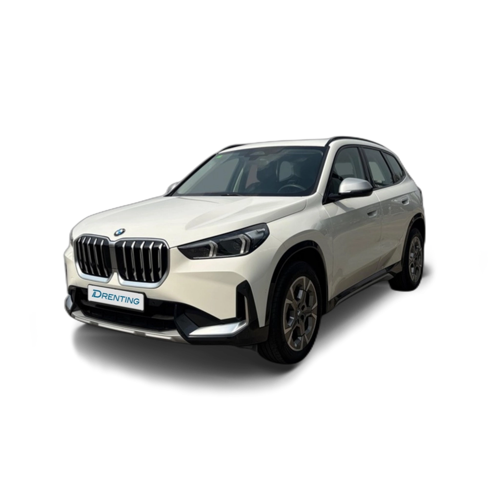 Renting BMW X1 sDrive18i 100 kW (136 CV) 2 1