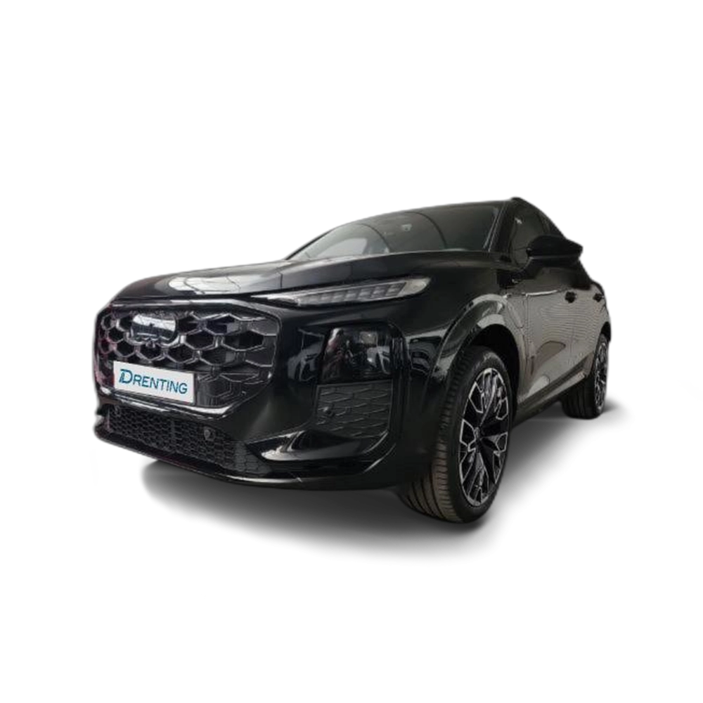 Renting Audi Q3 SUV e-hybrid Black line 200 kW (272 CV)
