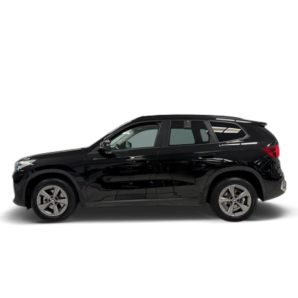 Renting BMW X1 sDrive 18dA Negro 8 2