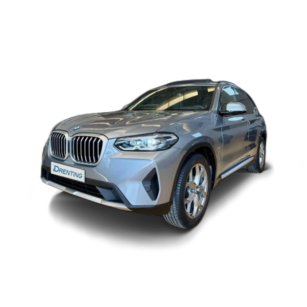 Renting BMW X3 xDrive 20dA xLine Gris 5