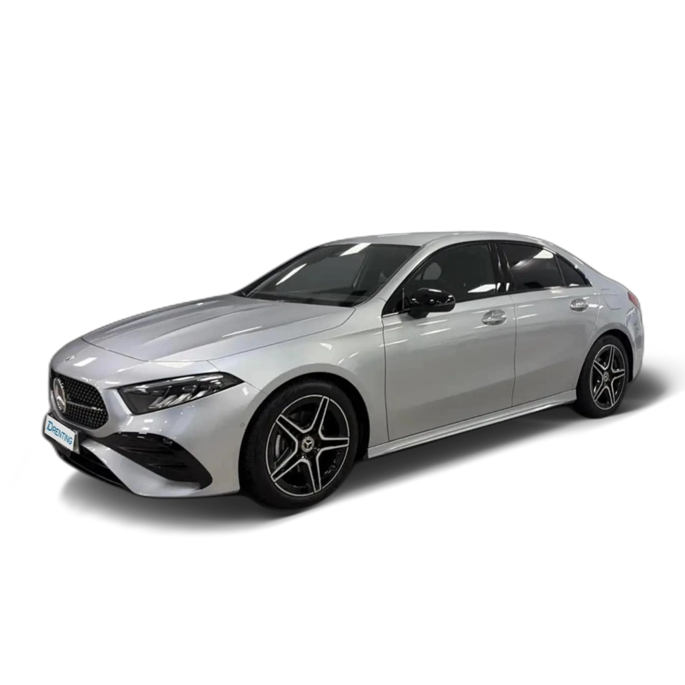 Renting Mercedes-Benz A 180 Sedán 3