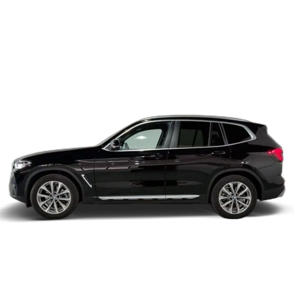 Renting BMW X3 xDrive 20dA xLine Negro 4