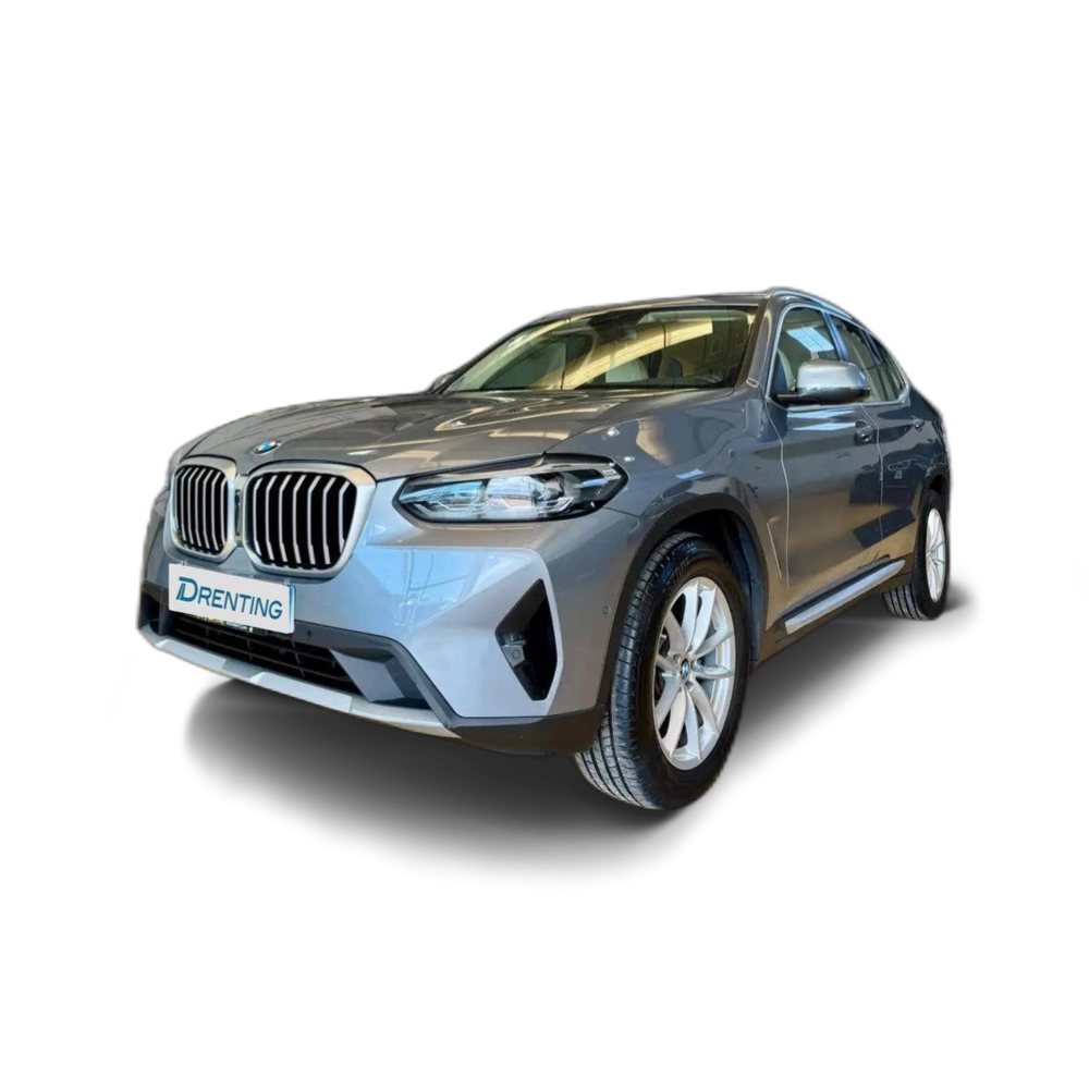 Renting BMW X3 xDrive 20dA xLine Gris 7 1